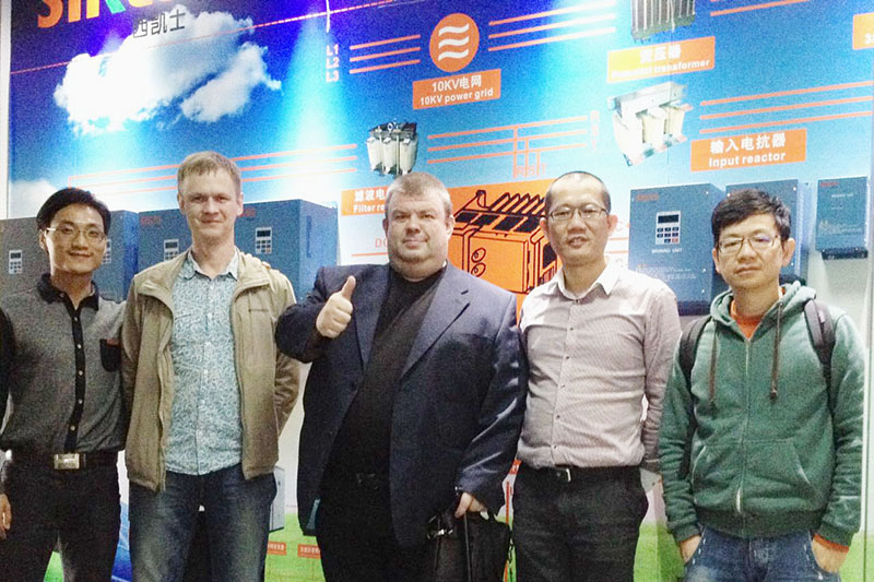 clients-visit-sikes-017-html